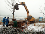 戰(zhàn)天斗地！人文園林項目建設施工人員冒雪沖在第一線！
