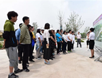 西藏阿里地區(qū)領導考察國家文史公園和澽水河生態(tài)治理工程